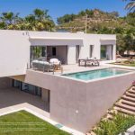 las-colinas-property-for-sale-3bed-3bath-villa-petirrojo-side-view